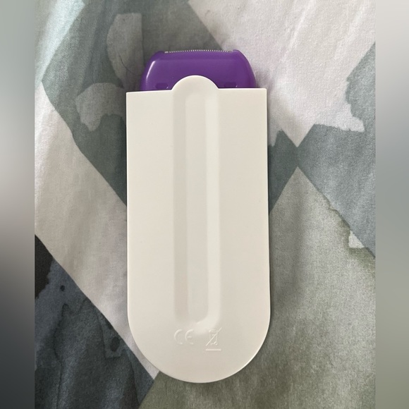 Sknovate Electric Razor - Picture 3 of 8